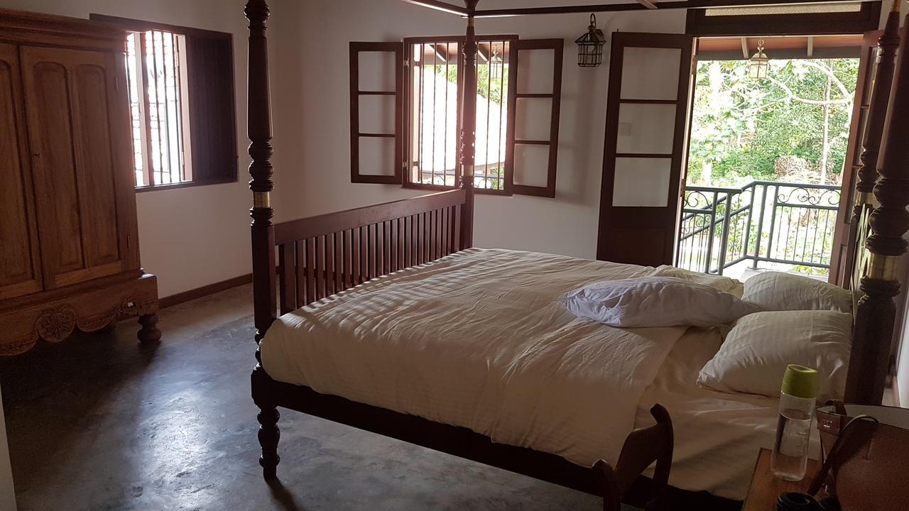 Siriniwasa Luxury Villa With Private Pool Индурува Экстерьер фото