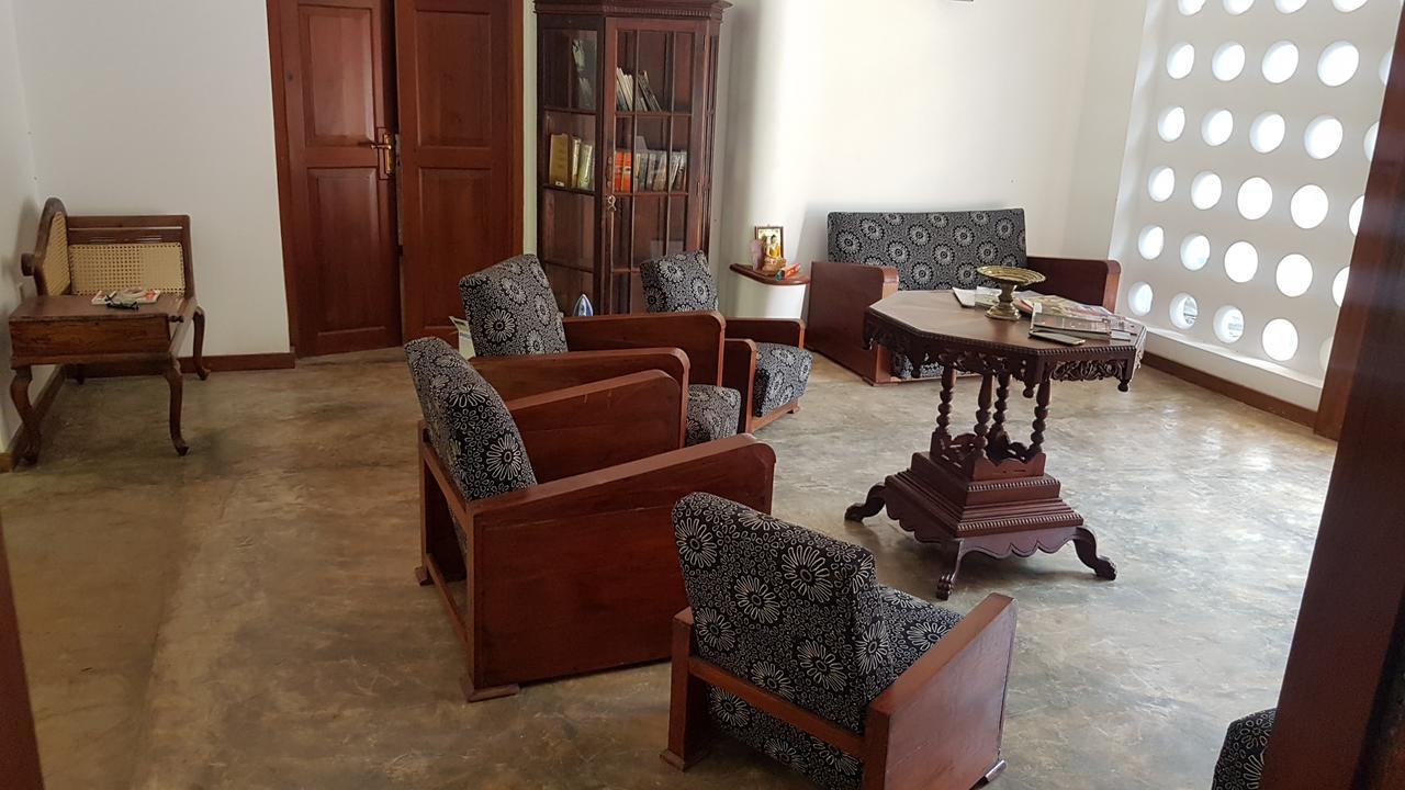Siriniwasa Luxury Villa With Private Pool Индурува Экстерьер фото