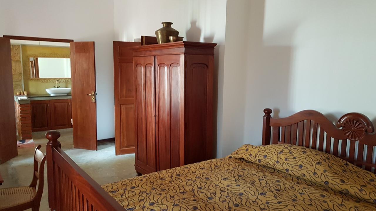 Siriniwasa Luxury Villa With Private Pool Индурува Экстерьер фото